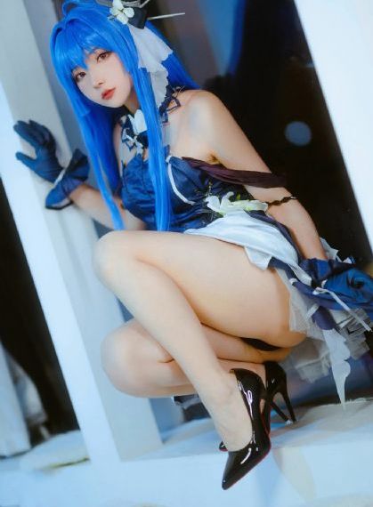 新暗里沉迷