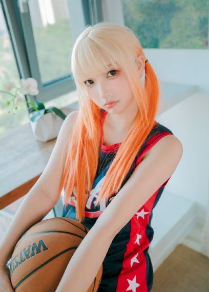 第六感：视线中的女人