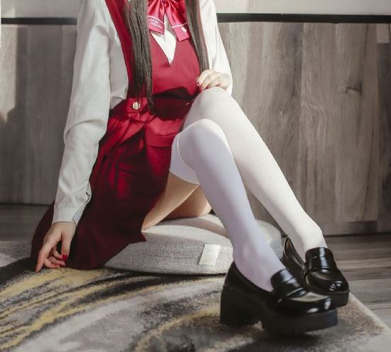 她揉碎了月光