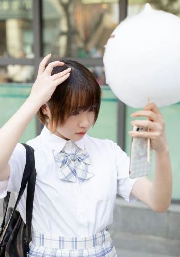 孕后她怀崽而骄