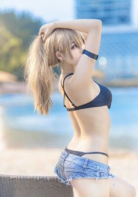 我被困在内测服一千年
