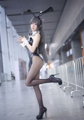 闪婚后夫人每天都在线打脸