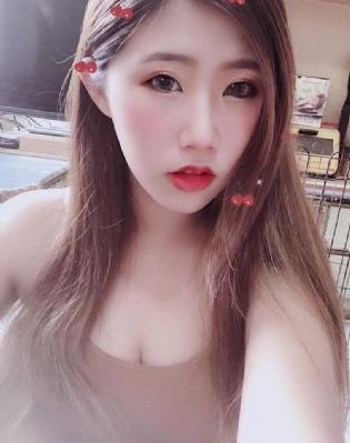 六年后，她带五个缩小版大佬炸翻财阀集团